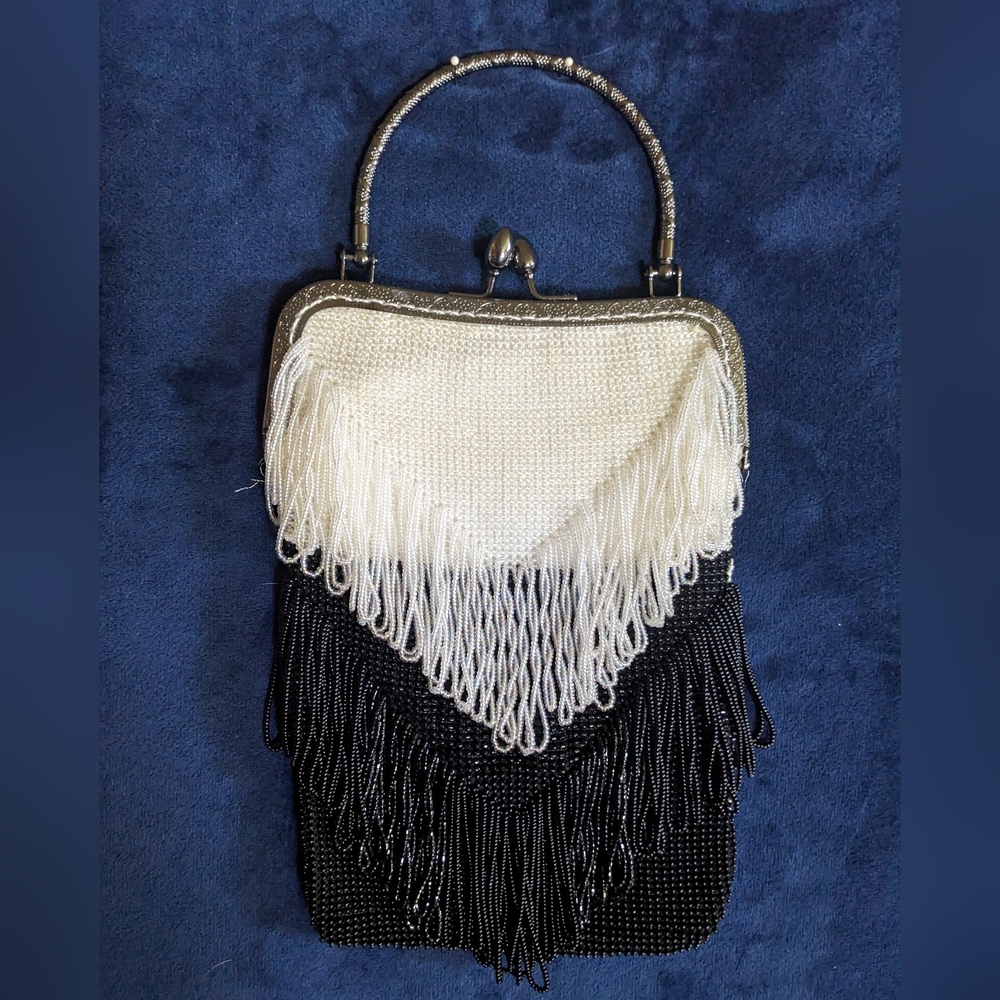 Victorian Style GEOMETRIC Black White HndMd Boutique Crystal Bead Heirloom Purse